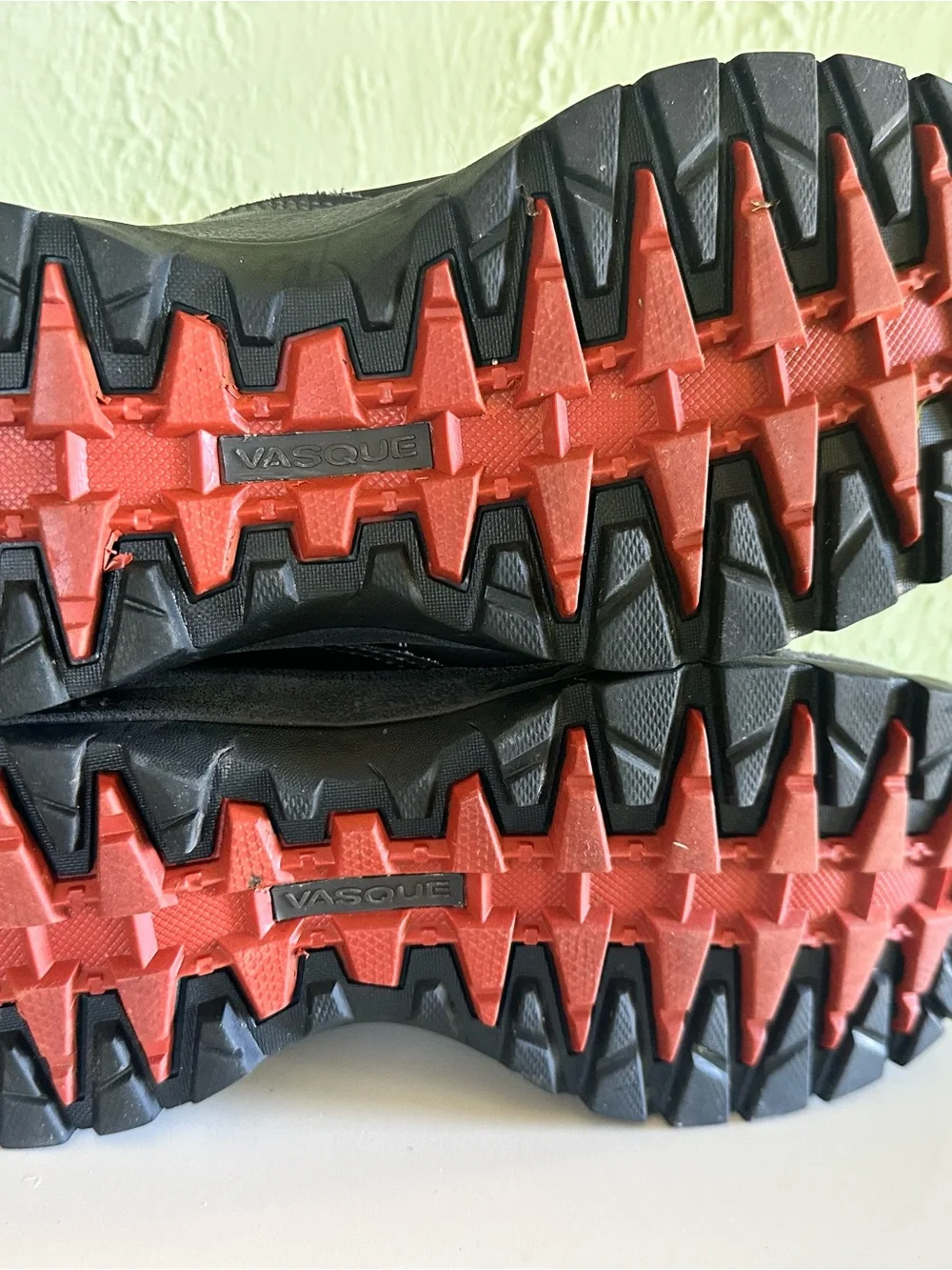 Vasque Arrowhead snow boots hiking orange men’s 9.5